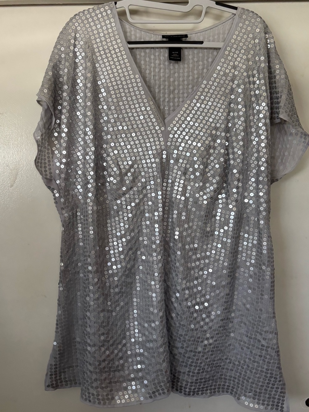 Elegant Lane Bryant Silver-Gray Sequin Textured Top Womens 18/20 Formal
